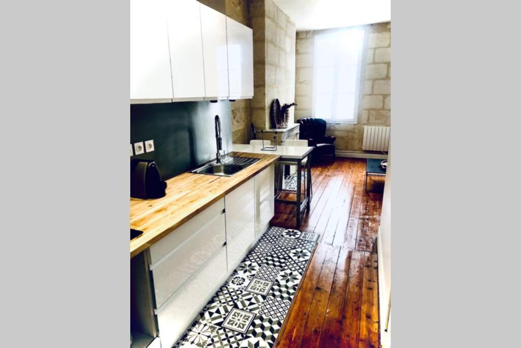 Au Coeur De Libourne Apartment ภายนอก รูปภาพ